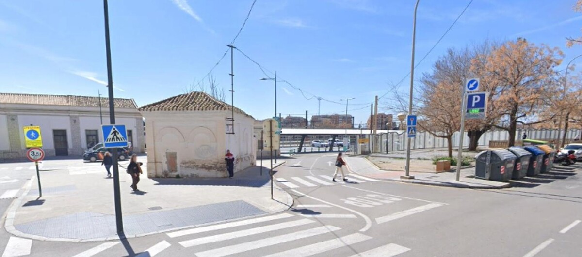 Images Parking Saba Estación Tren Granada