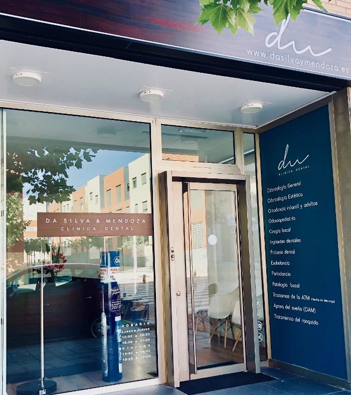 Images CLÍNICA DENTAL DA SILVA & MENDOZA