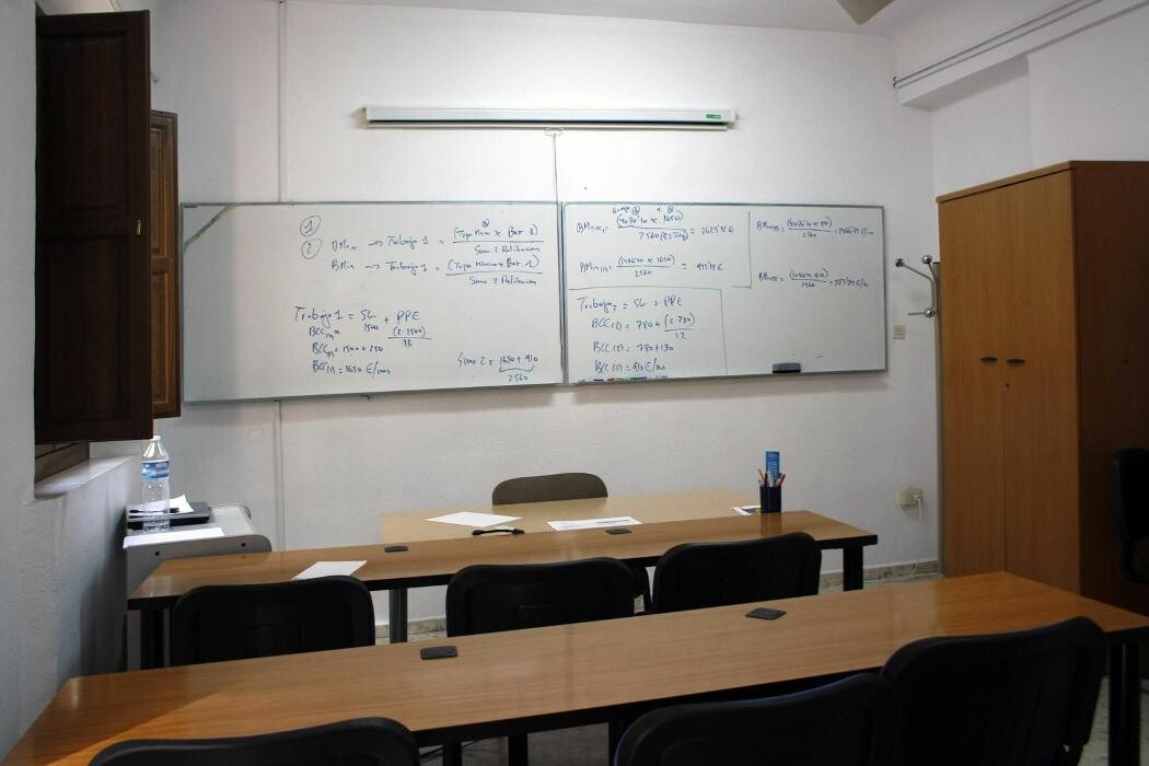 Images Academia 21 Oposiciones