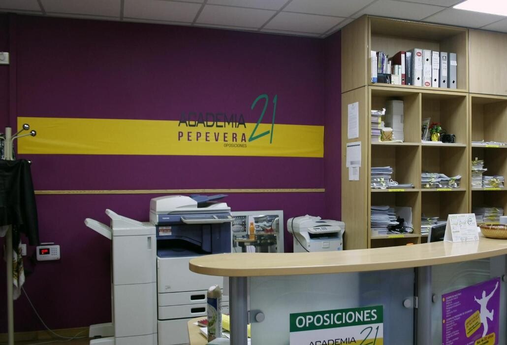 Images Academia 21 Oposiciones