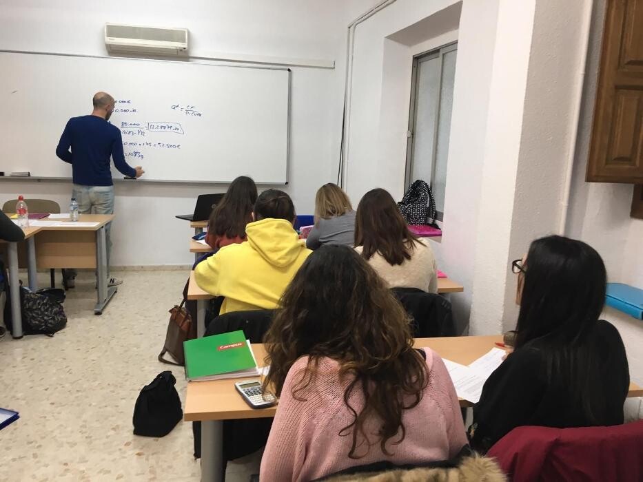 Images Academia 21 Oposiciones