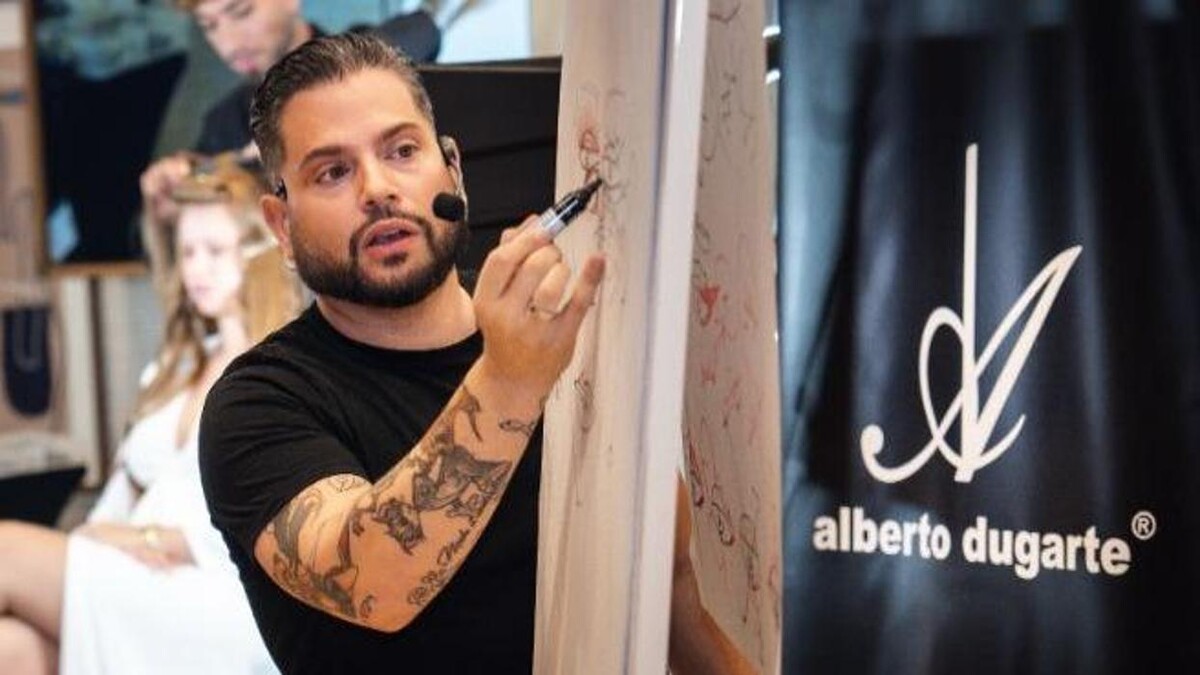 Images Alberto Dugarte Academia de Peluquería y Curso Maquillaje