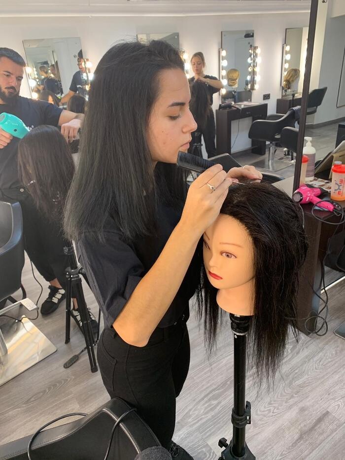 Images Alberto Dugarte Academia de Peluquería y Curso Maquillaje