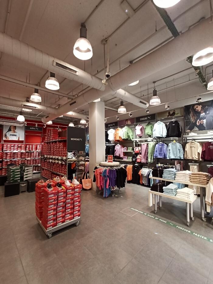 Images PUMA Outlet Valencia