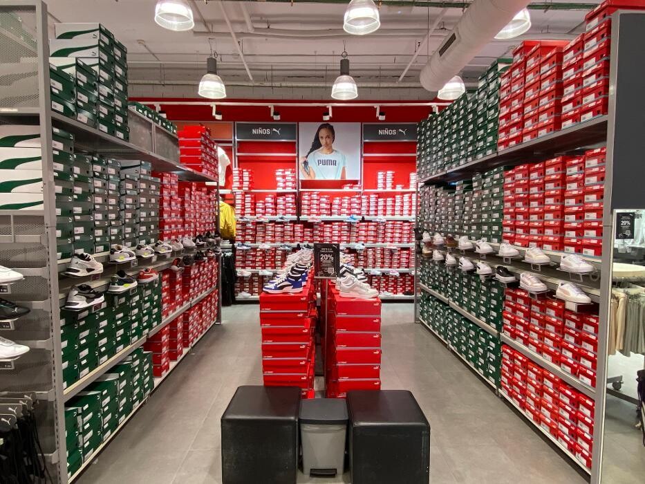 Images PUMA Outlet Valencia