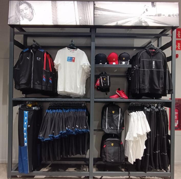 Images PUMA Outlet Sevilla