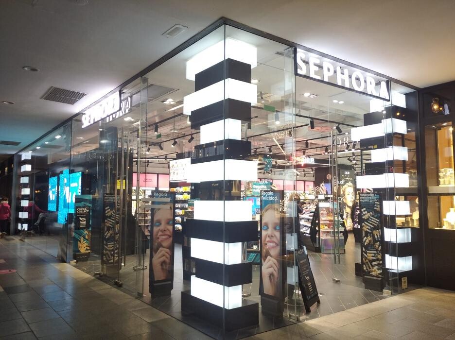 Images SEPHORA MAQUINISTA C.C.