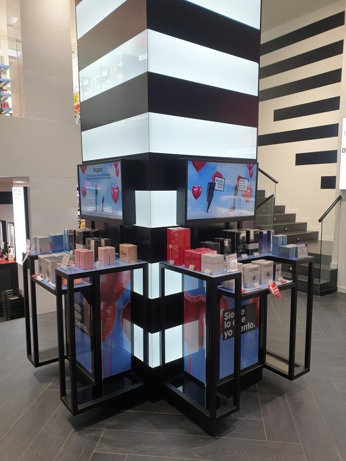 Images SEPHORA VELÁZQUEZ