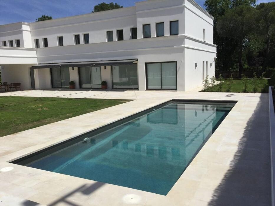 Images Pool&Paddle