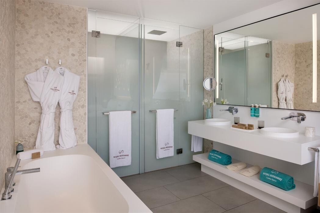 Images Royal Hideaway Corales Suites