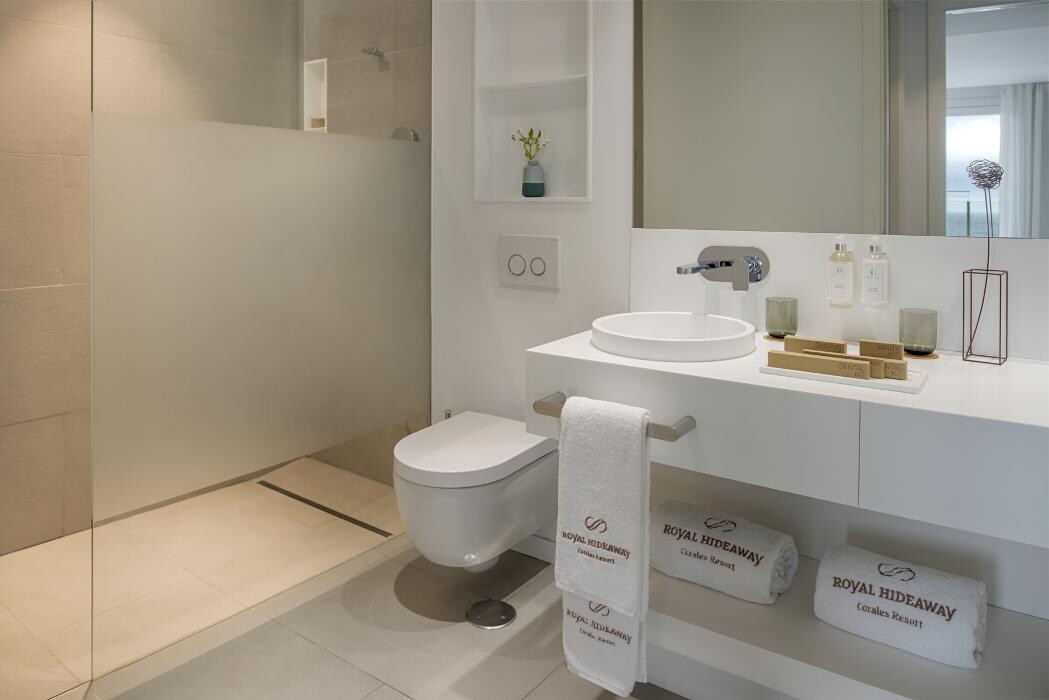 Images Royal Hideaway Corales Suites
