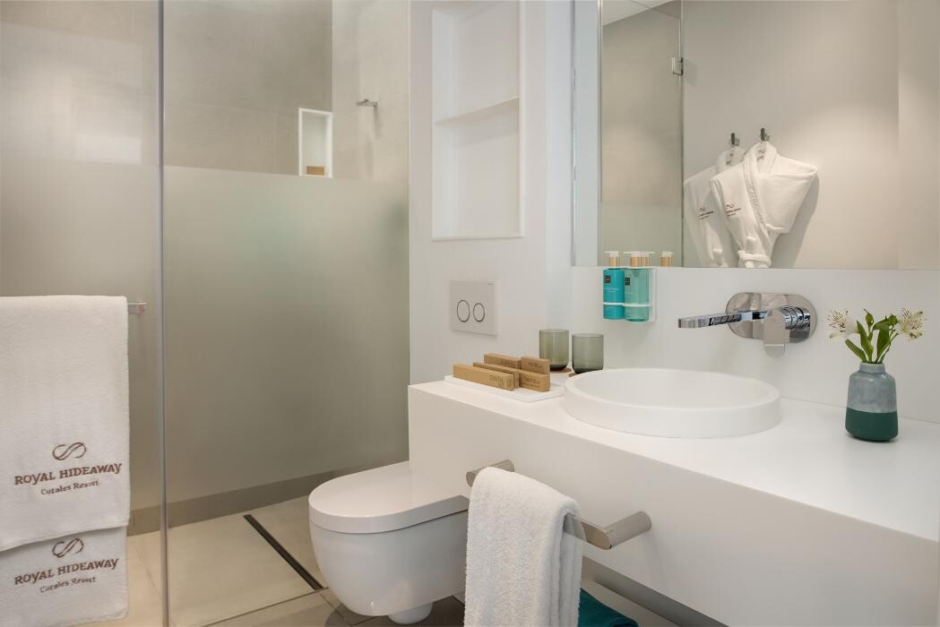 Images Royal Hideaway Corales Suites