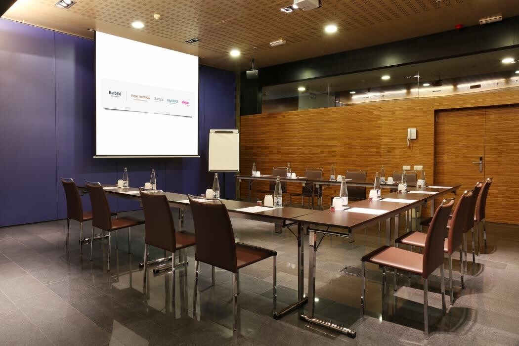 Images Occidental Atenea Mar - Adults Only