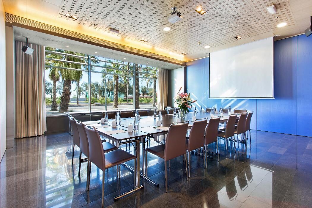 Images Occidental Atenea Mar - Adults Only