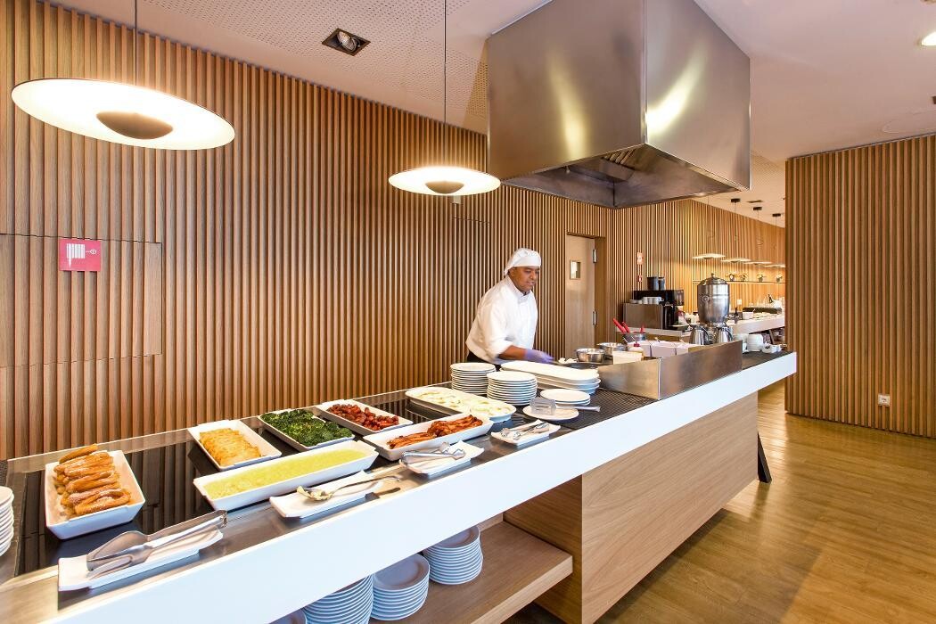 Images Occidental Atenea Mar - Adults Only