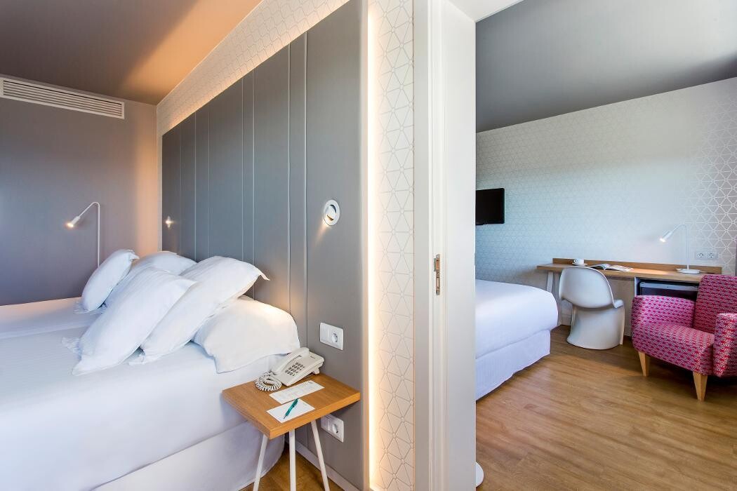 Images Occidental Atenea Mar - Adults Only