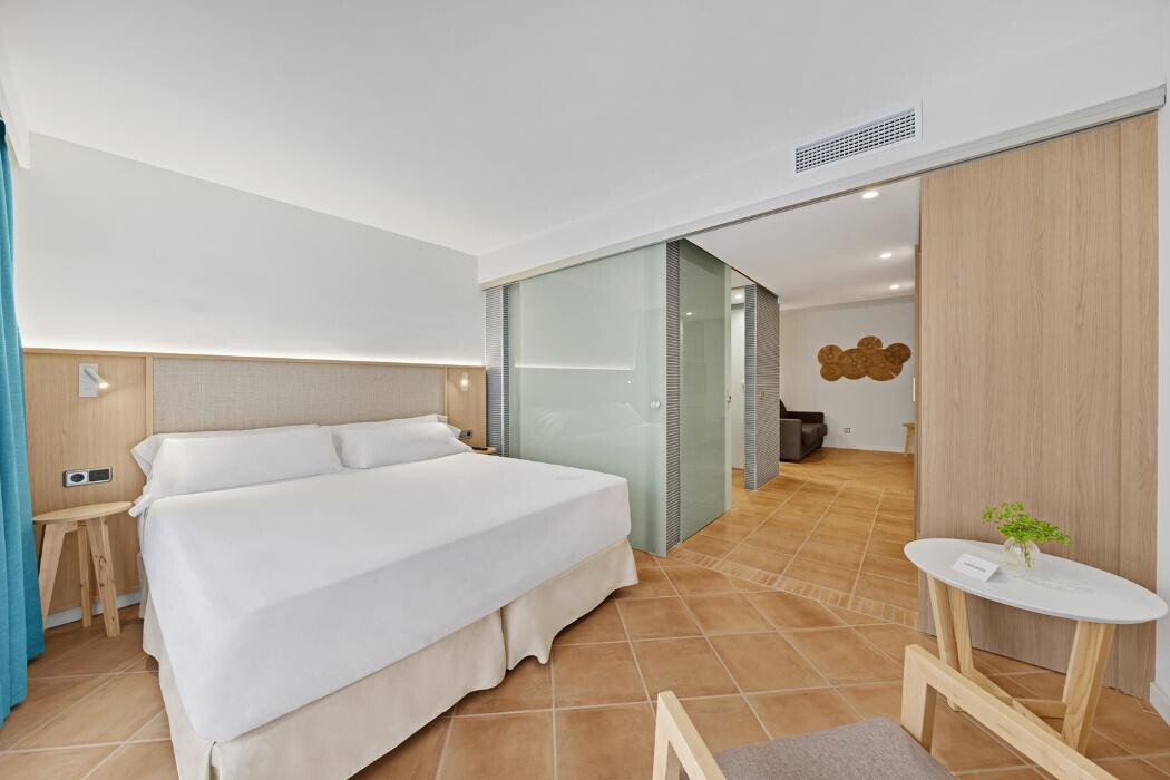 Images Occidental Cala Viñas