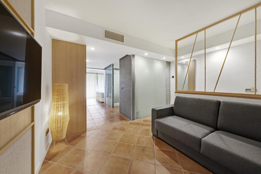 Images Occidental Cala Viñas