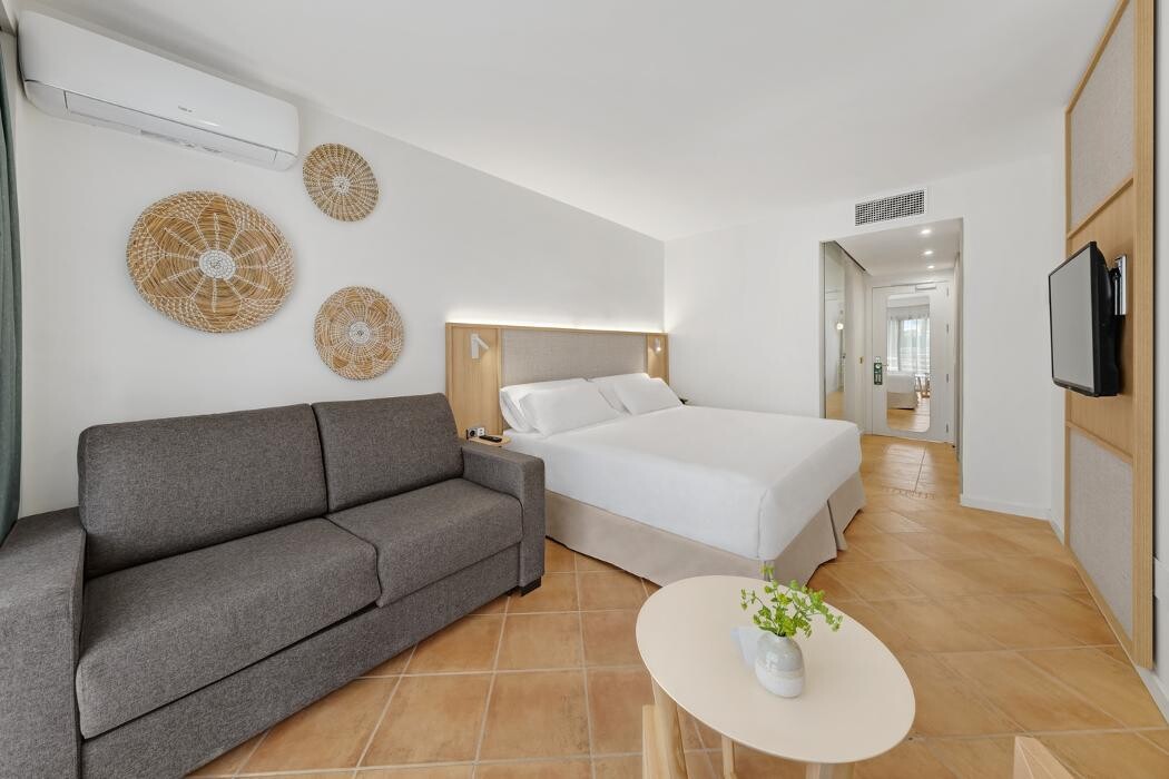 Images Occidental Cala Viñas