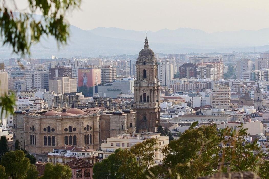 Images Taxi Malaga Charly Transfers