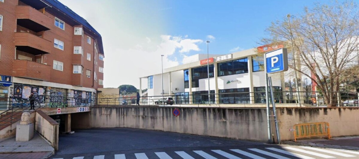 Images Parking Saba Estación Tren Villalba