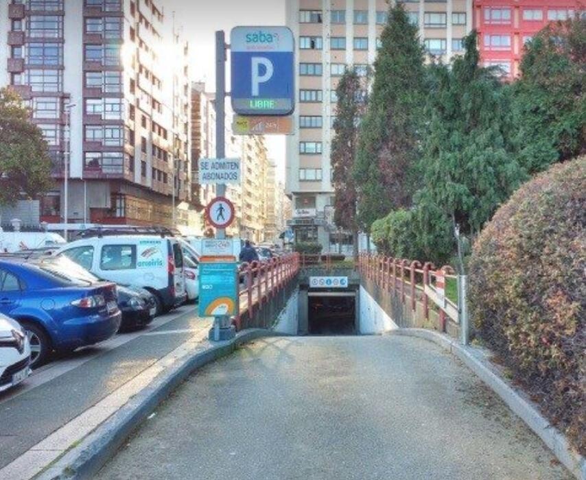 Images Parking Saba Plaza Palloza