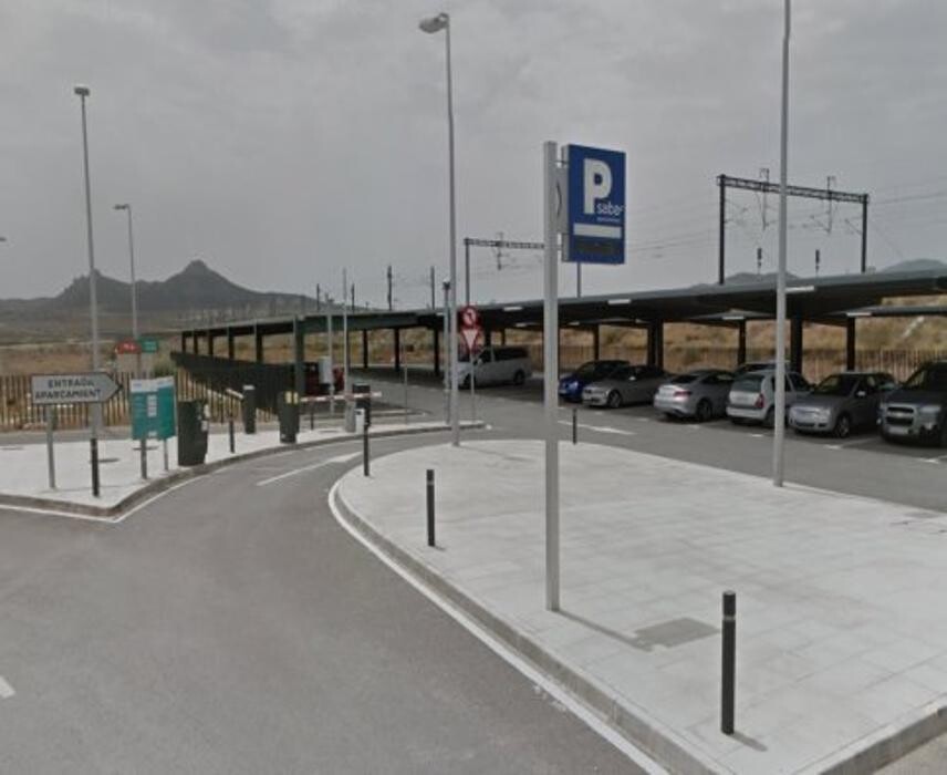 Images Parking Saba Estación Tren Villena