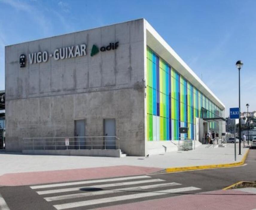 Images Parking Saba Estación Tren Vigo - Guixar