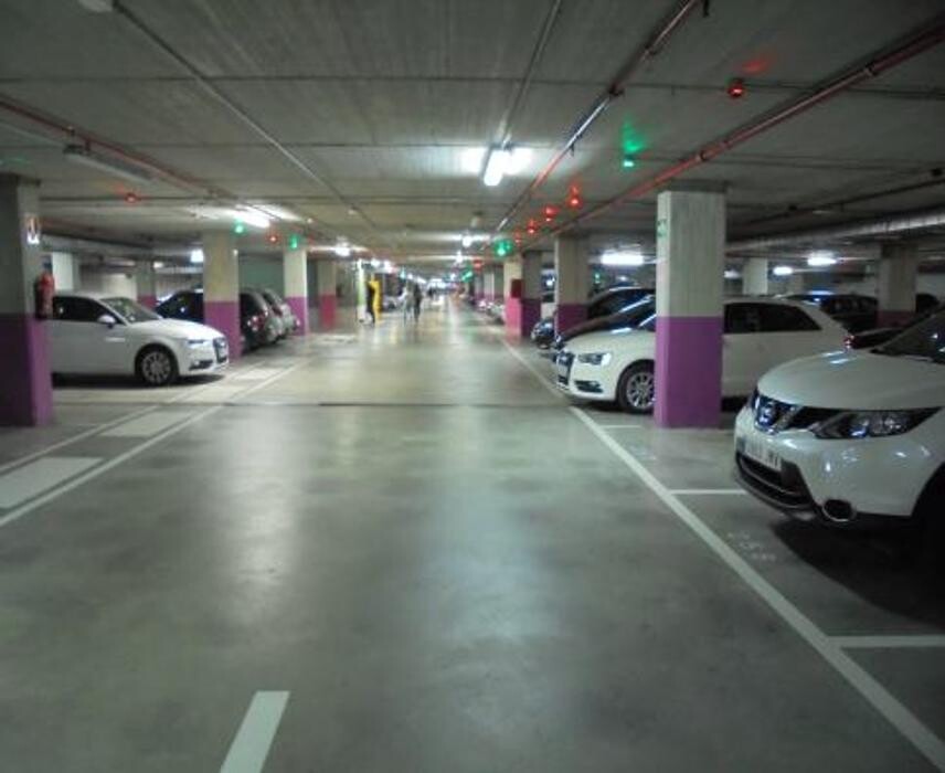 Images Parking Saba Amestoy