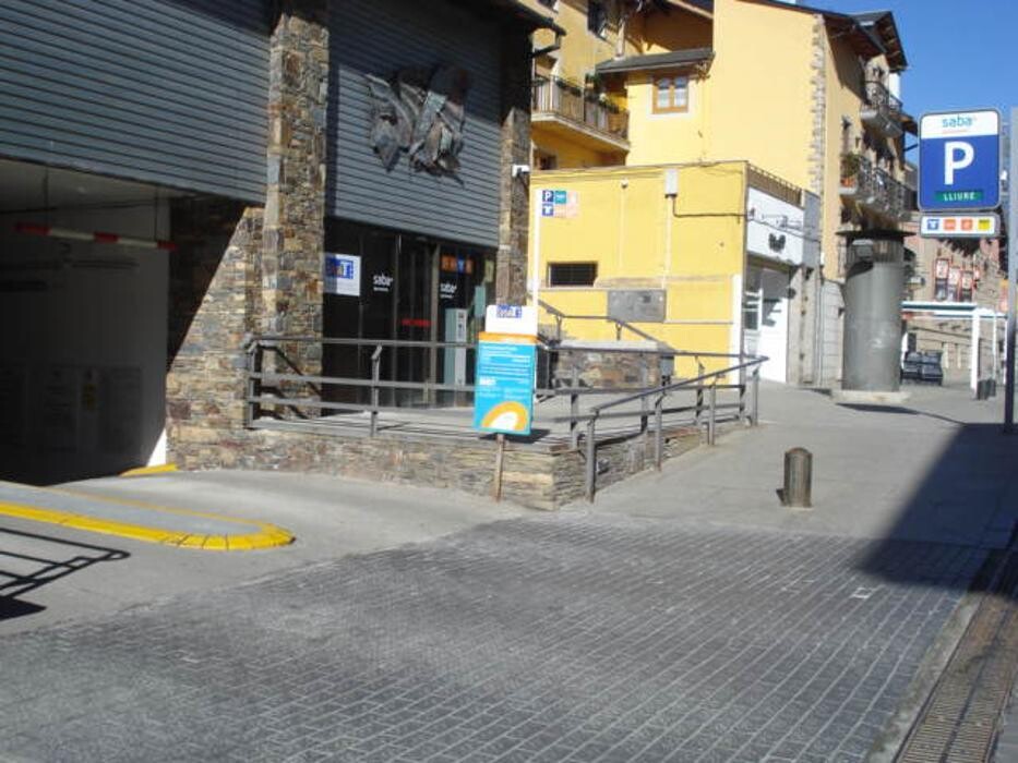 Images Parking Saba Plaza del Call