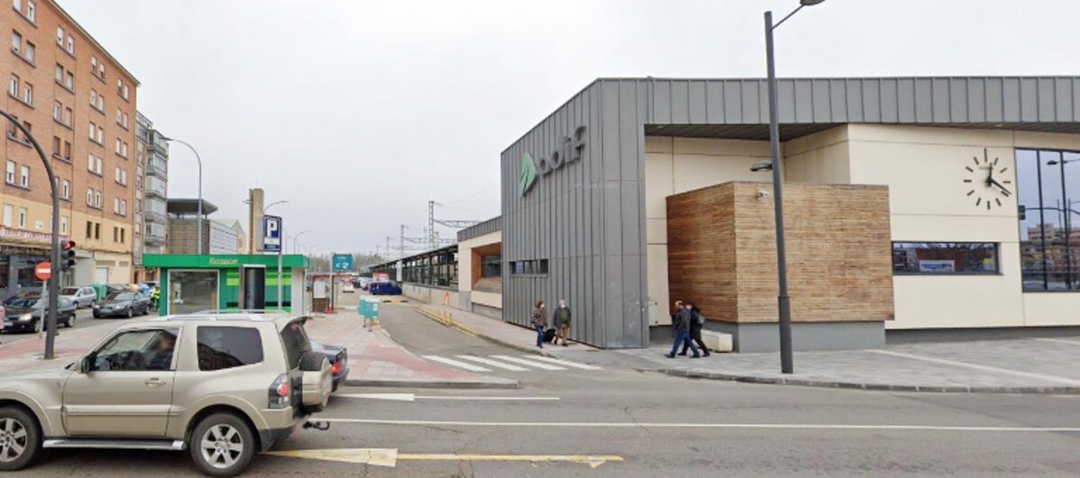 Images Parking Saba Estación Tren León