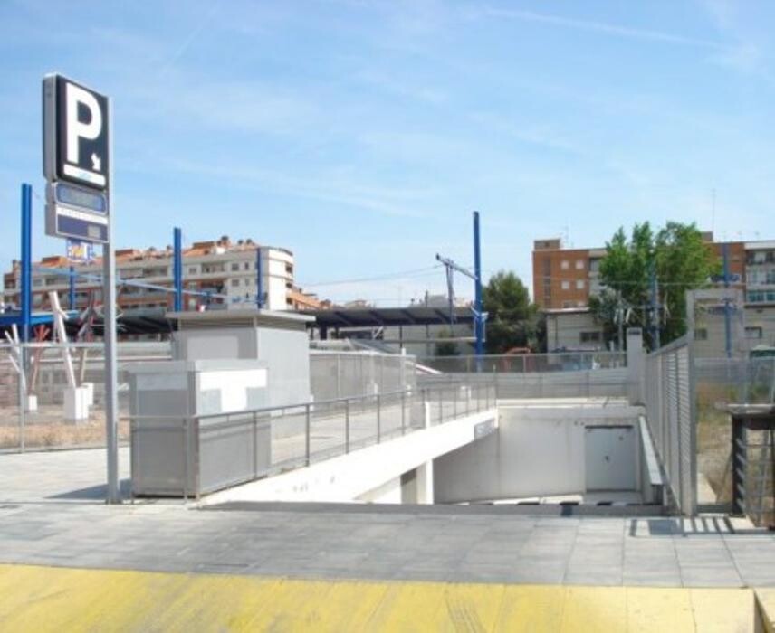 Images Parking Saba Estación Tren Lleida