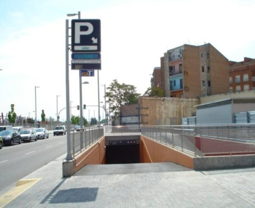 Images Parking Saba Estación Tren Lleida