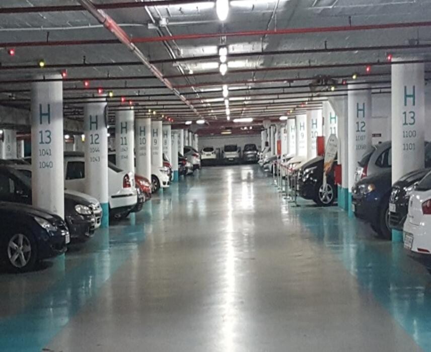 Images Parking Saba Puerto Banús