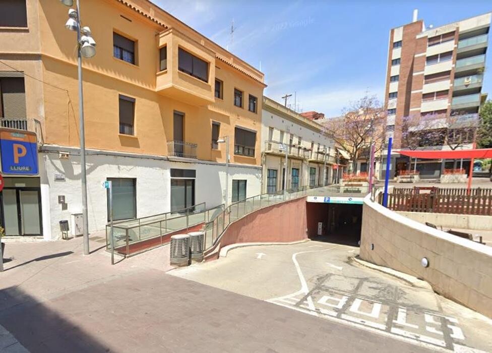 Images Parking Saba Plaza del Mercado