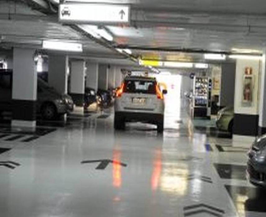 Images Parking Saba Hospital Sant Joan de Deu