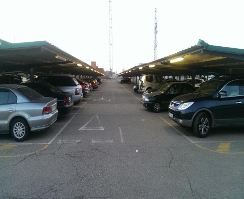 Images Parking Saba Estación Tren Ciudad Real