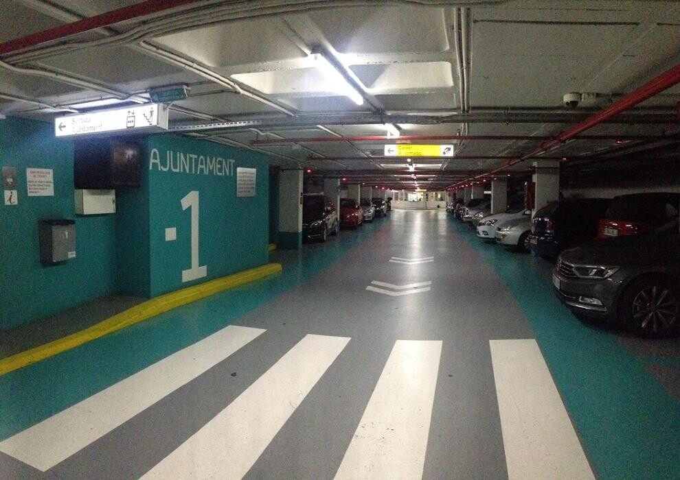 Images Parking Saba Ajuntament - Mercat