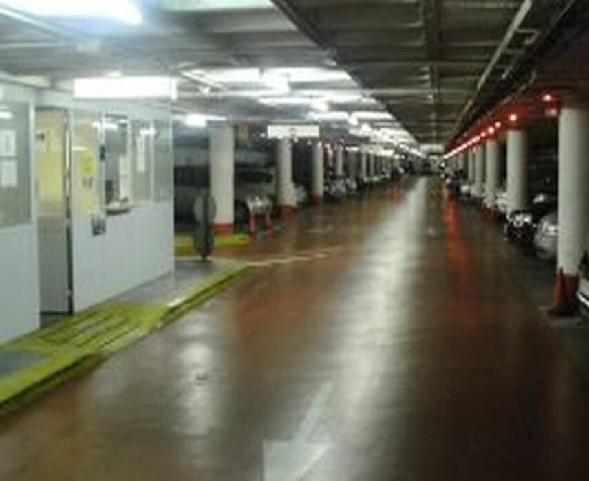 Images Parking Saba Hospital Macarena