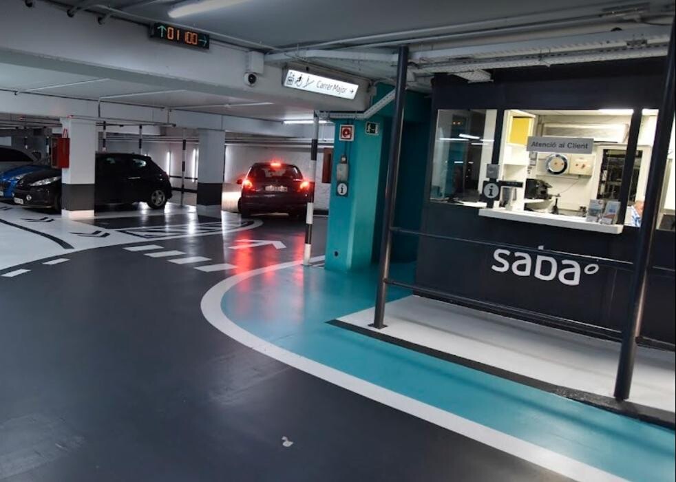 Images Parking Saba Plaza Vella