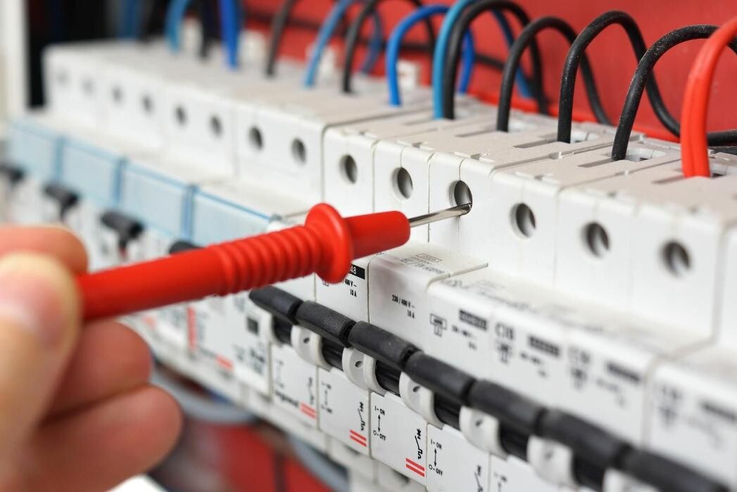 Images Averías y Reparaciones Eléctricas Luis Miguel