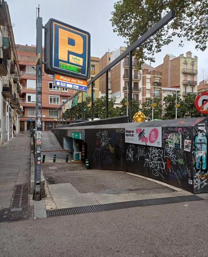 Images Parking Saba Bamsa Plaça del Sol