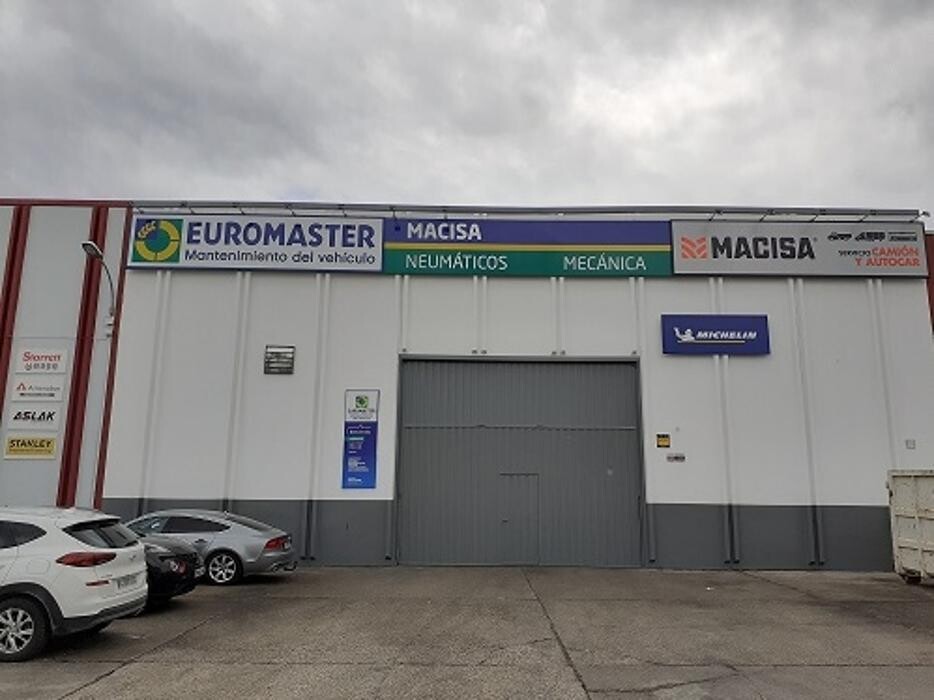 Images Euromaster Zaragoza Ciudad del Transporte