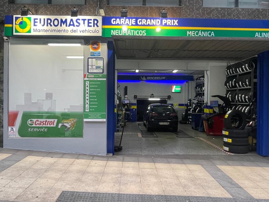 Images Castrol Service Euromaster Garaje Grand Prix