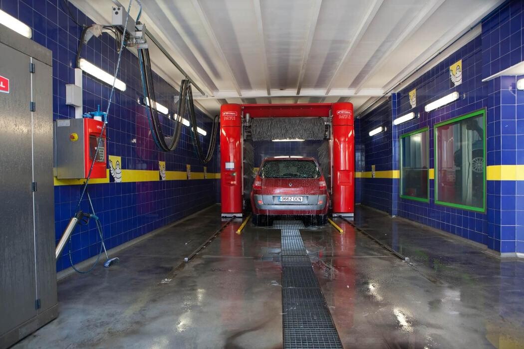 Images Euromaster San Ildefonso Neumáticos La Granja, S.L.