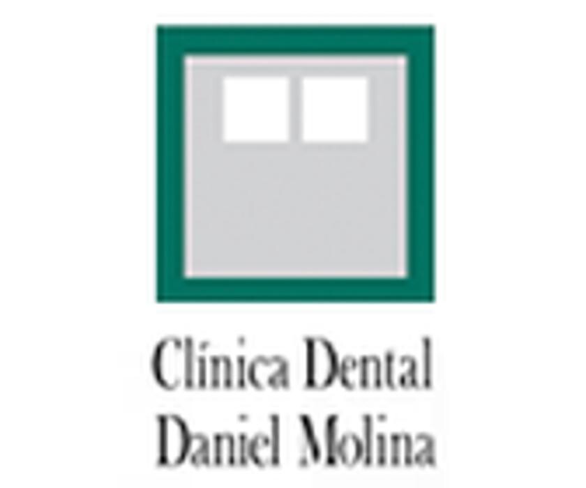 Clínica Dental Daniel Molina Logo