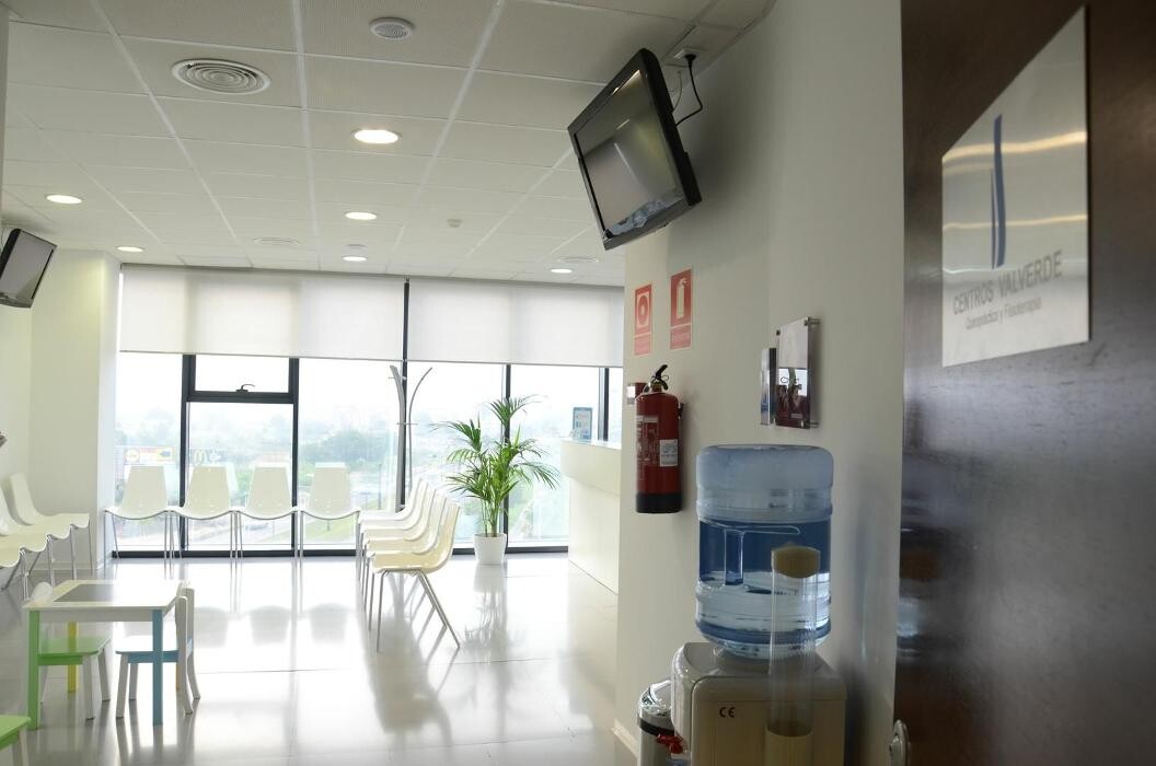 Images Centros Valverde Quiropráctica y Fisioterapia