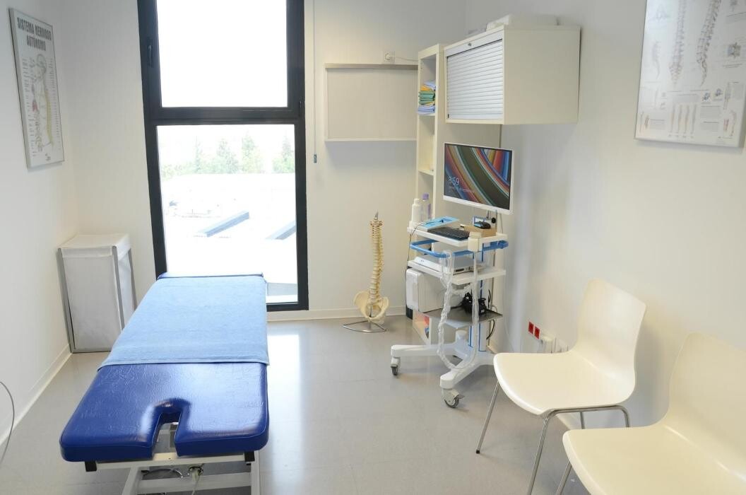 Images Centros Valverde Quiropráctica y Fisioterapia