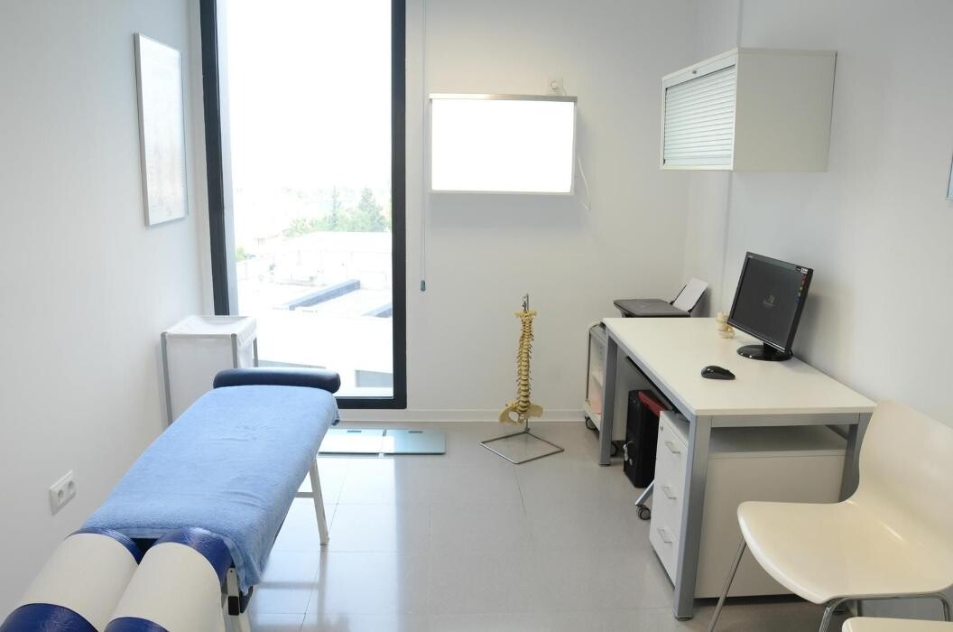 Images Centros Valverde Quiropráctica y Fisioterapia