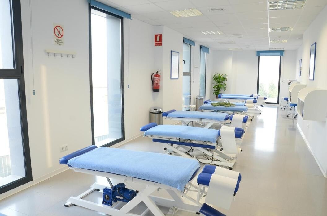 Images Centros Valverde Quiropráctica y Fisioterapia